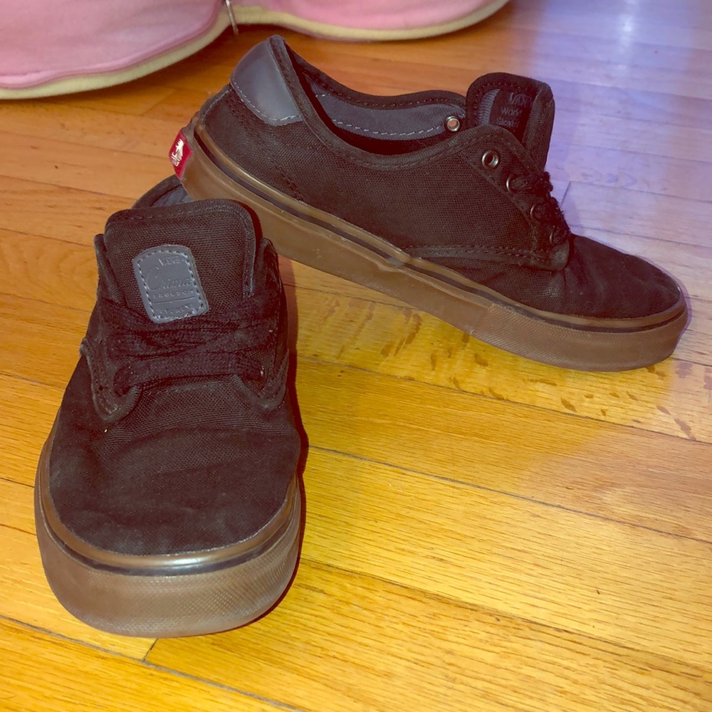 LOW TOP VANS